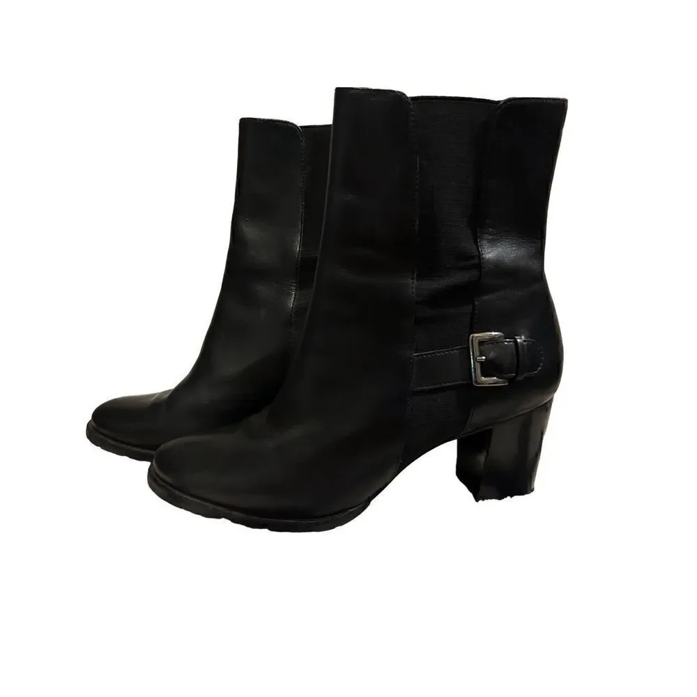 Cole Haan side gore ankle boots size 8.5 EUC